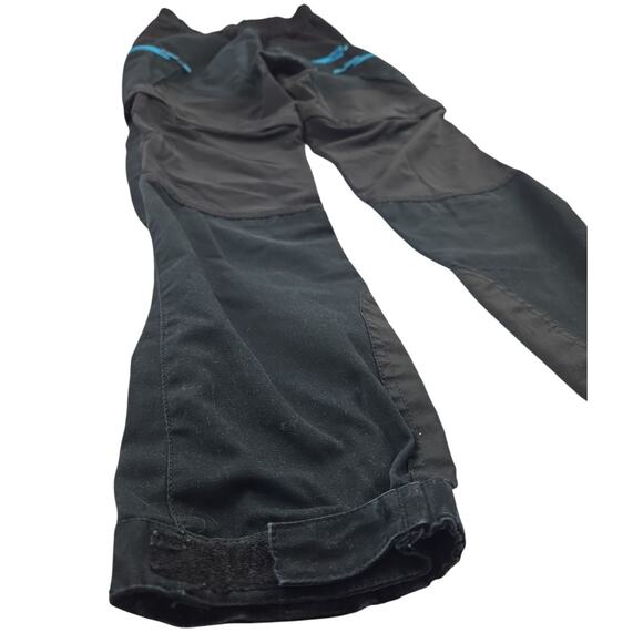 Scandi Nomad | Pants to Shorts Trail Pants | Size Small - Picture 6 of 9